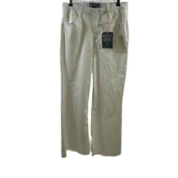 Democracy NWT White Ab Solution White Flare Jeans Size 10 - Picture 1 of 10